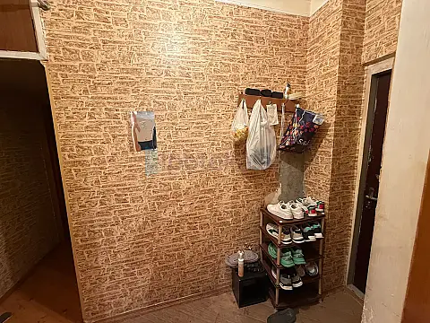 Satılır 2 otaqlı köhnə tikili 45 m²