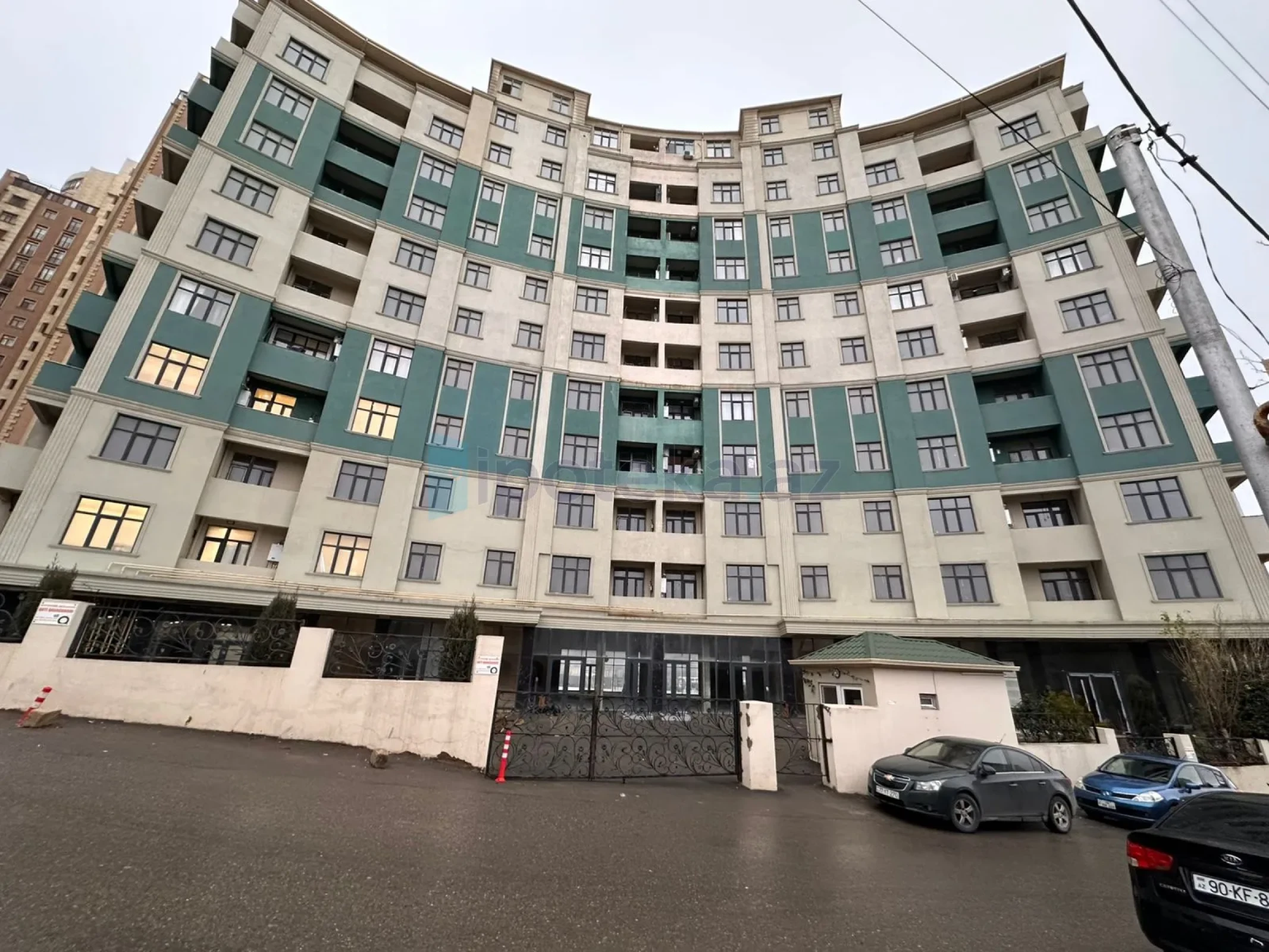Satılır 2 otaqlı yeni tikili 77 m²
