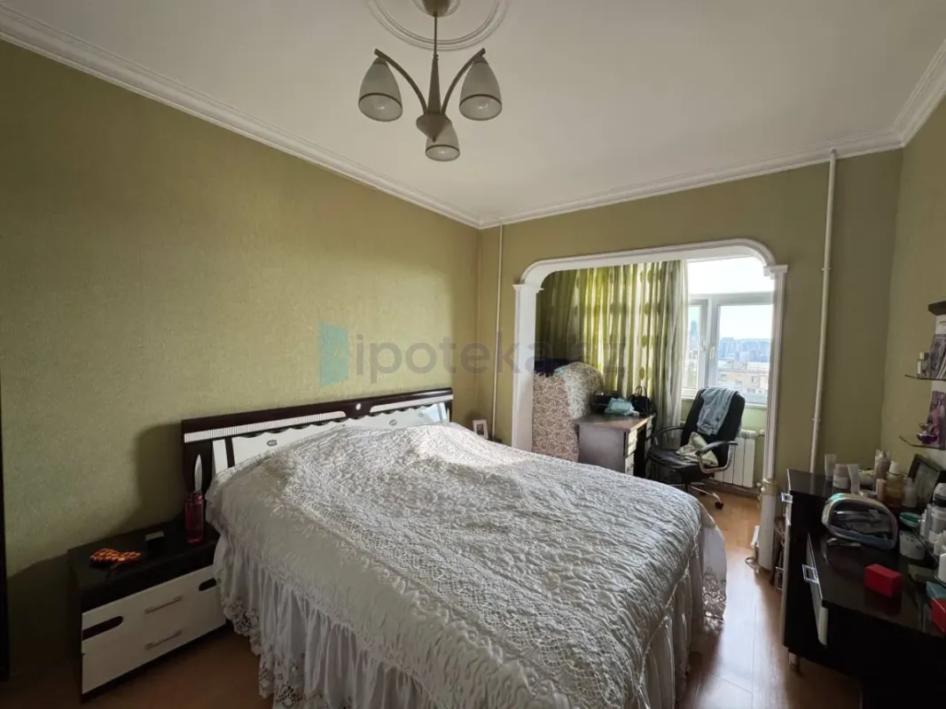 Satılır 3 otaqlı köhnə tikili 87 m²