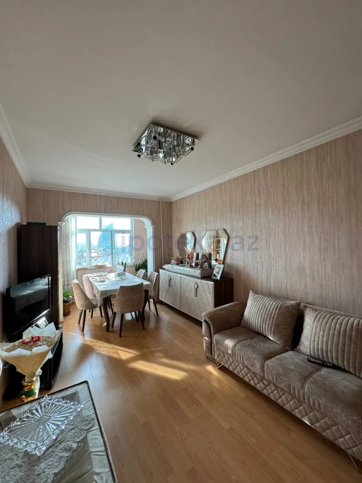 Satılır 3 otaqlı köhnə tikili 87 m²