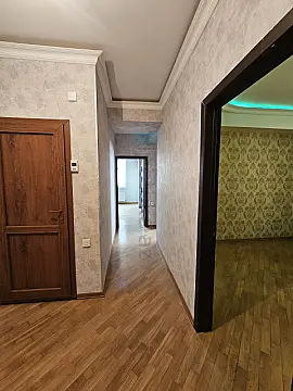 Satılır 2 otaqlı yeni tikili 73 m²