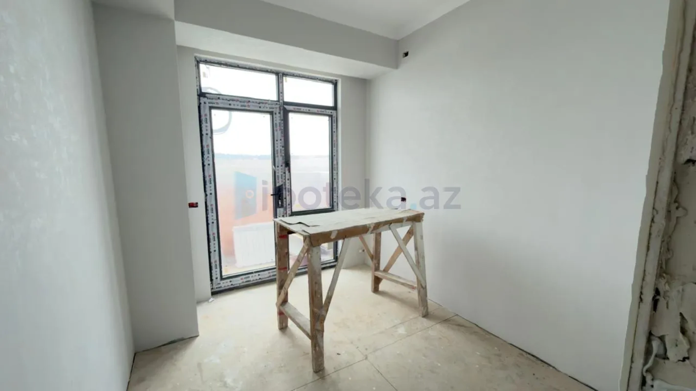 Satılır 3 otaqlı yeni tikili 83 m²