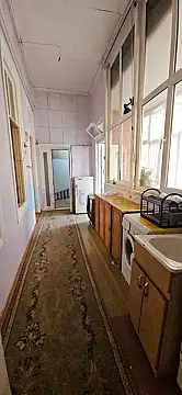 Satılır 3 otaqlı köhnə tikili 100 m²