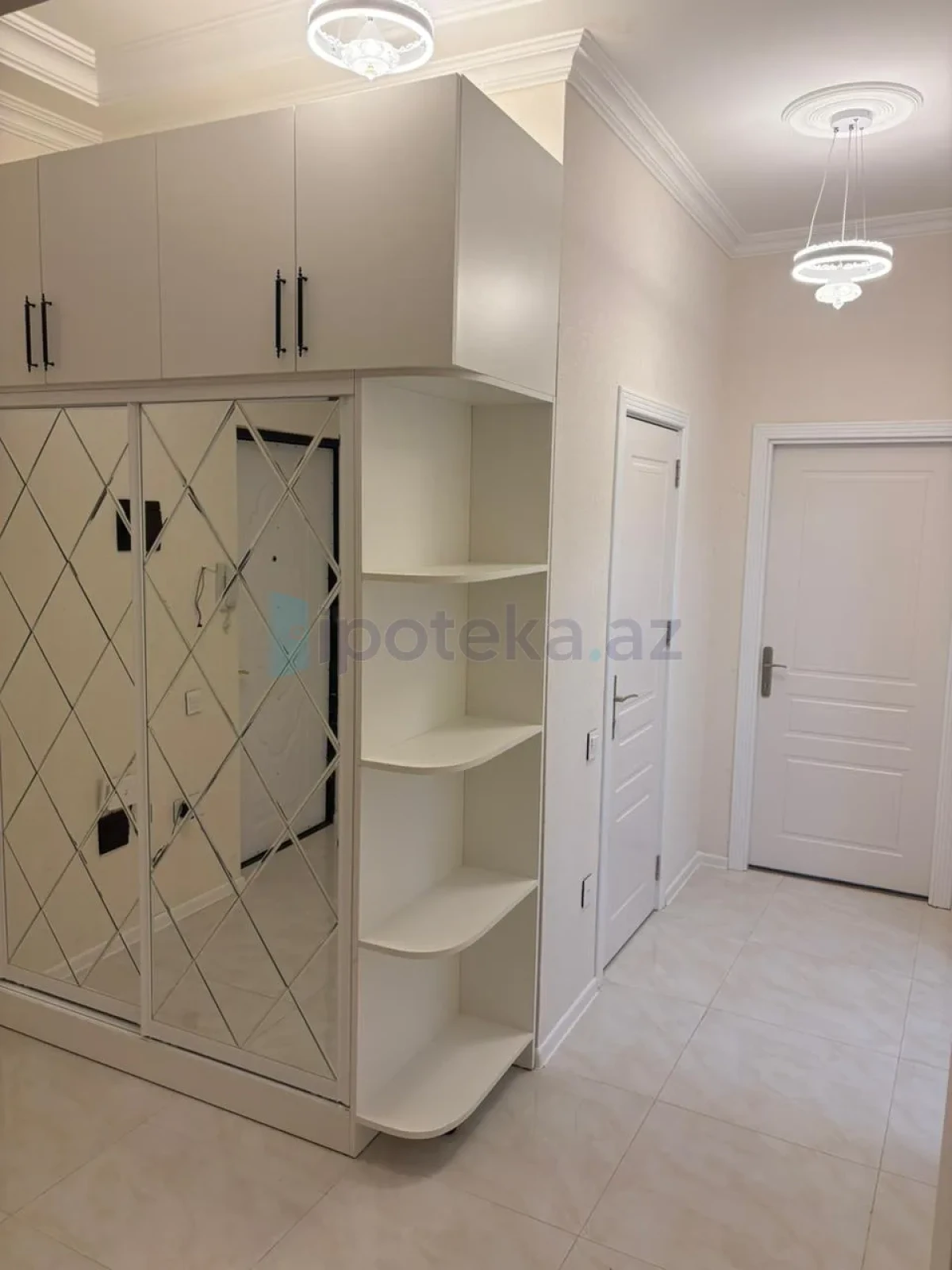Satılır 2 otaqlı yeni tikili 91 m²