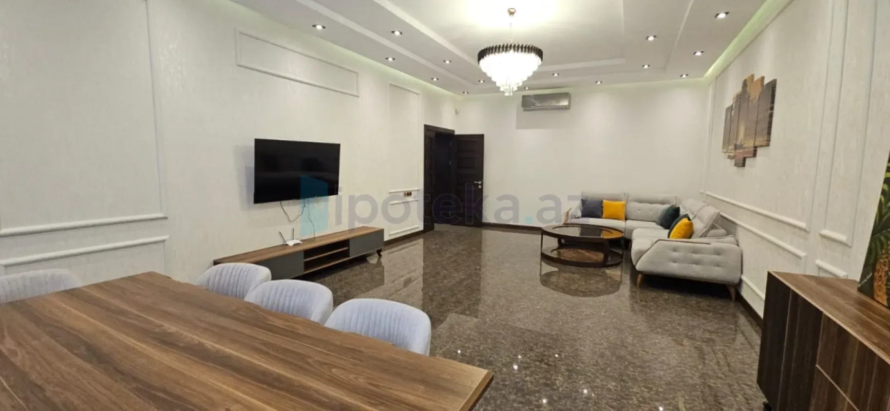Satılır 5 otaqlı mənzil 350 m²