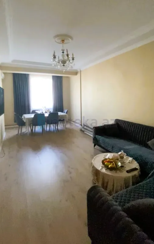 Satılır 2 otaqlı yeni tikili 72 m²