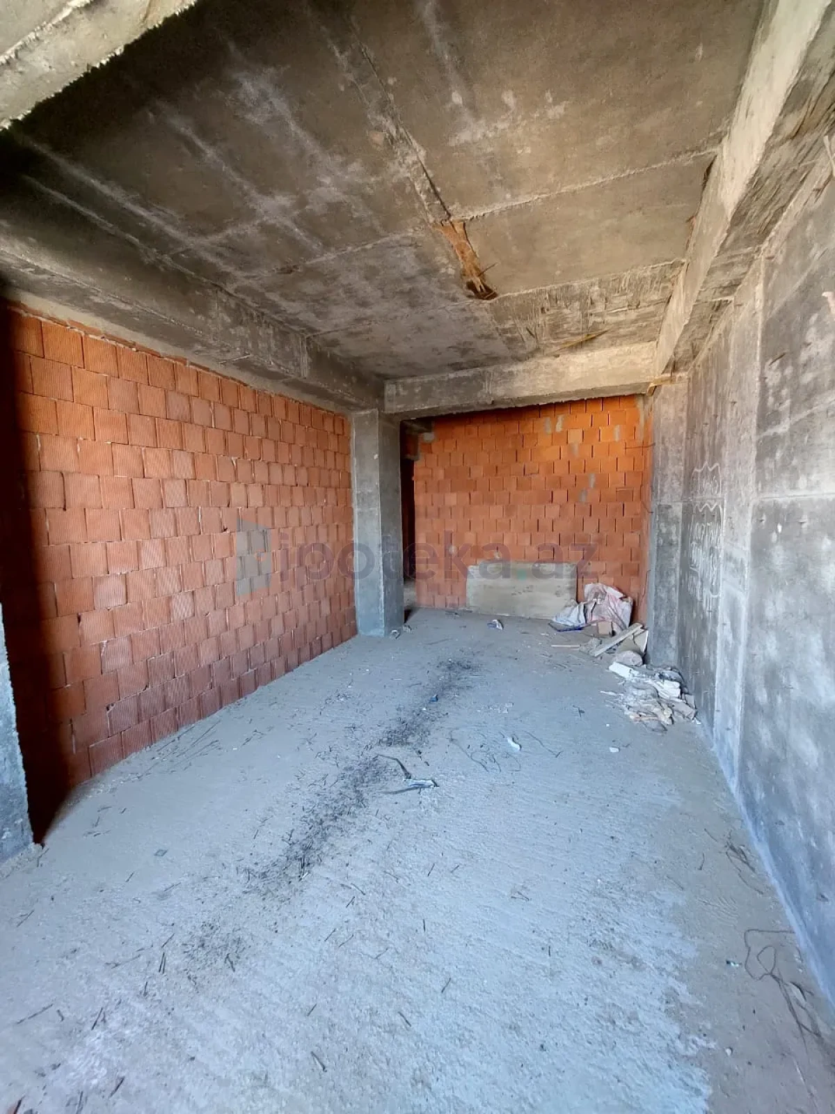 Satılır 3 otaqlı yeni tikili 96 m²