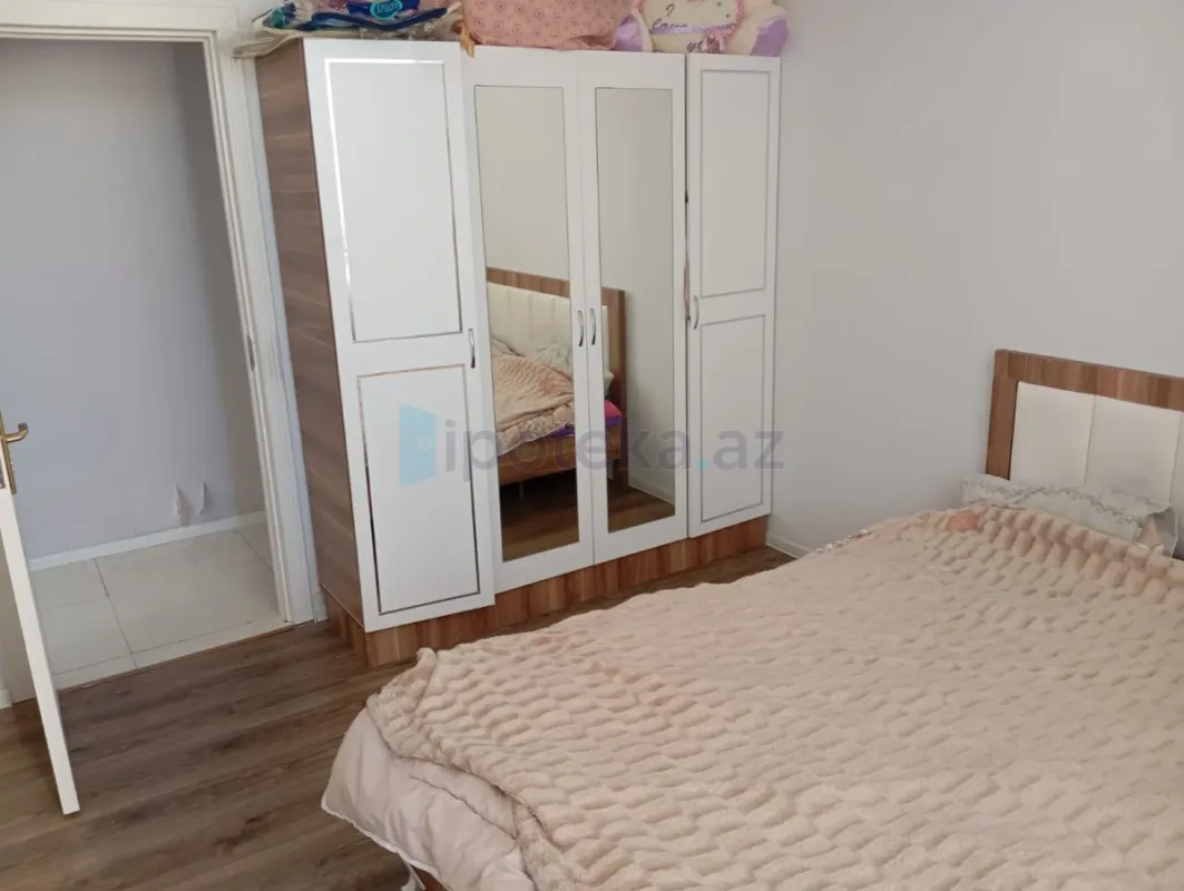 Satılır 3 otaqlı yeni tikili 81 m²