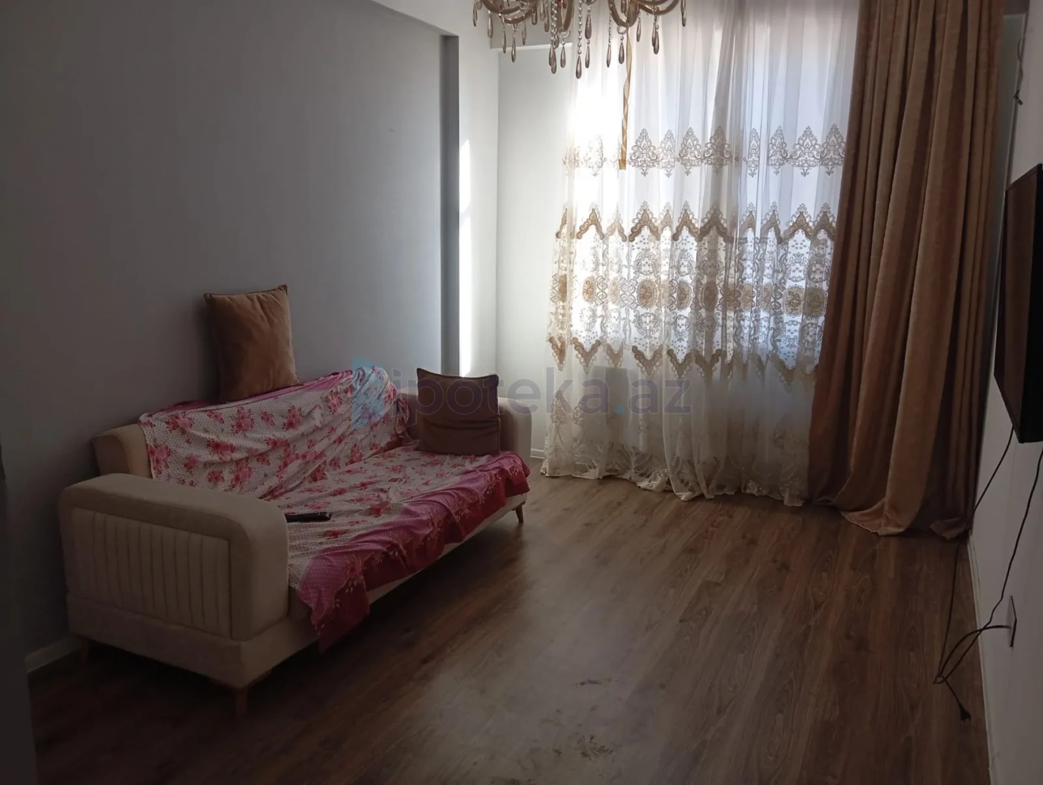 Satılır 3 otaqlı yeni tikili 81 m²