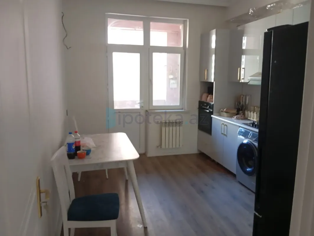 Satılır 3 otaqlı yeni tikili 81 m²