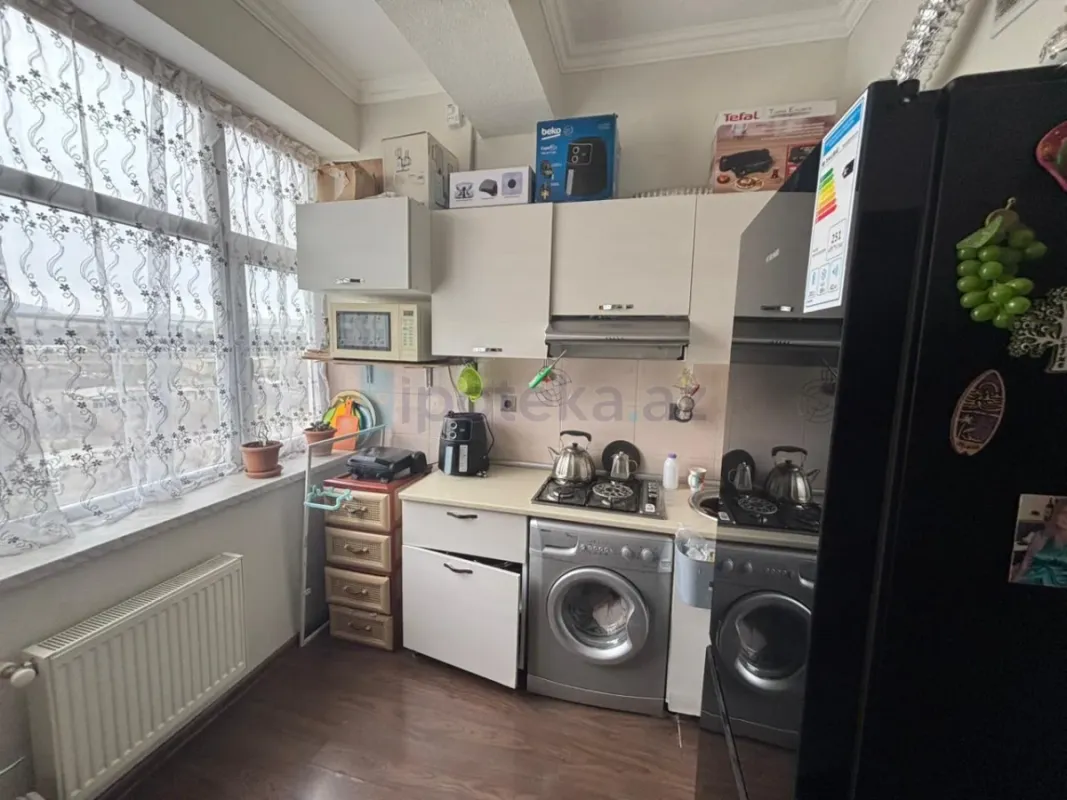Satılır 1 otaqlı köhnə tikili 41 m²