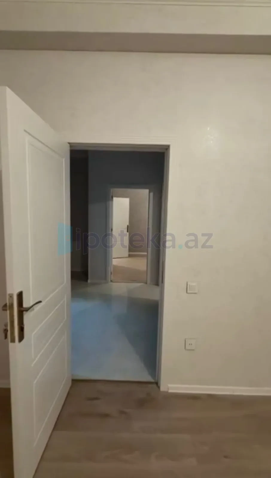 Satılır 3 otaqlı yeni tikili 95 m²