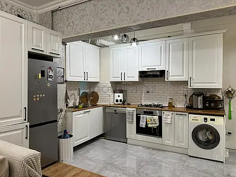 Satılır 2 otaqlı yeni tikili 68 m²