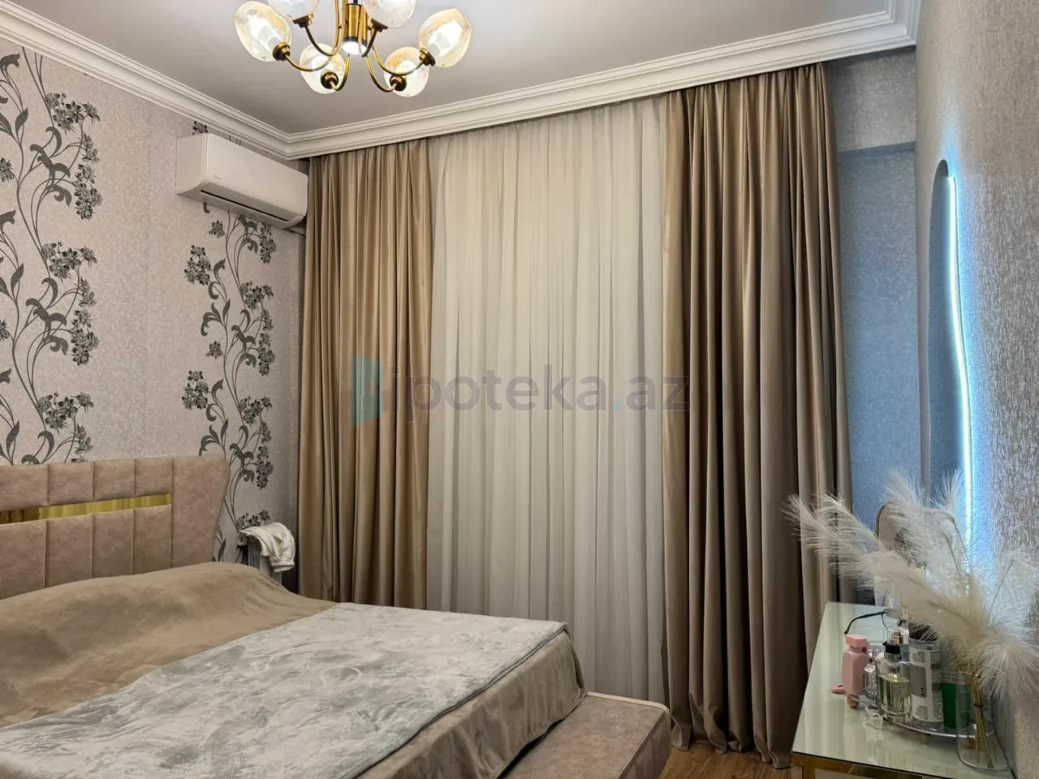 Satılır 2 otaqlı yeni tikili 68 m²