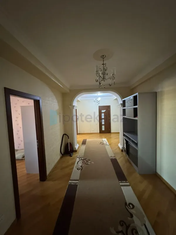 Satılır 4 otaqlı yeni tikili 171 m²