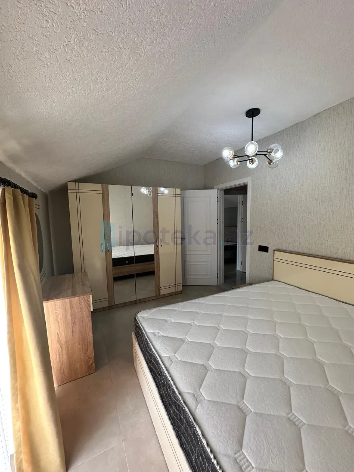 Satılır 3 otaqlı həyət evi 104 m²