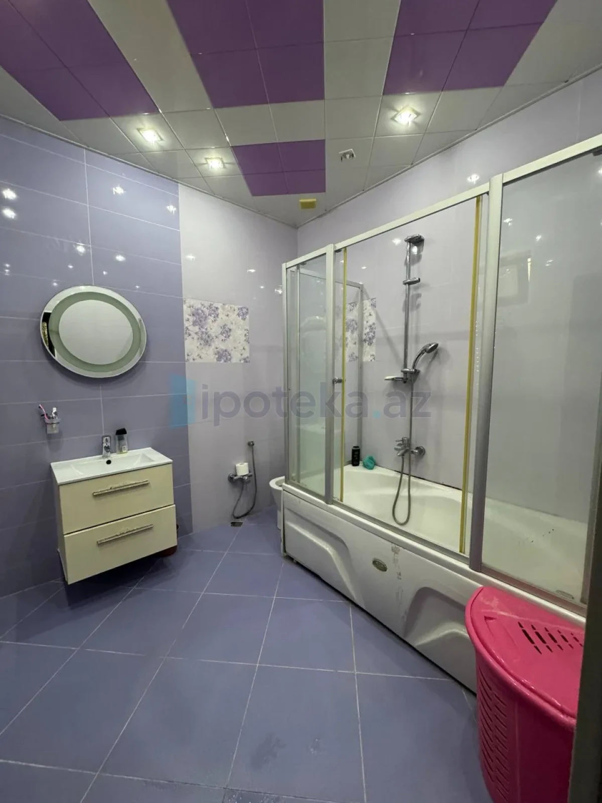 Satılır 9 otaqlı həyət evi 420 m²