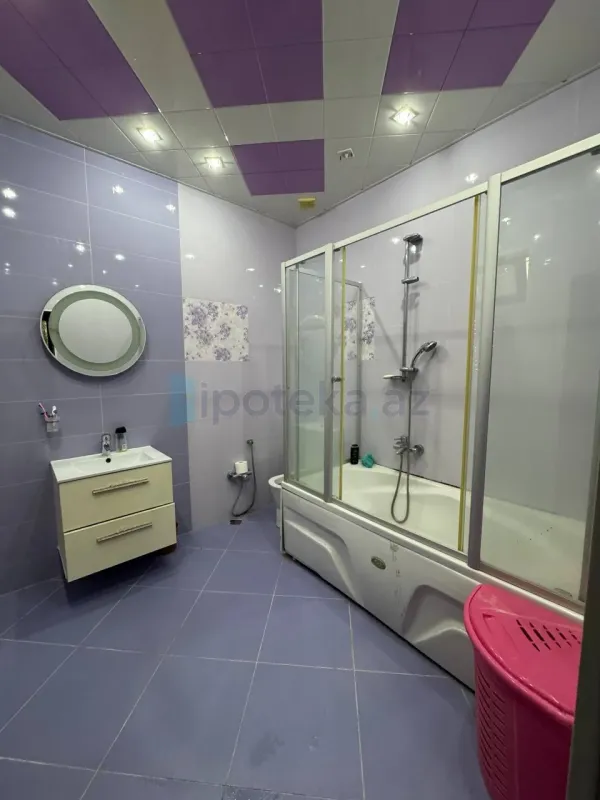 Satılır 9 otaqlı həyət evi 420 m²