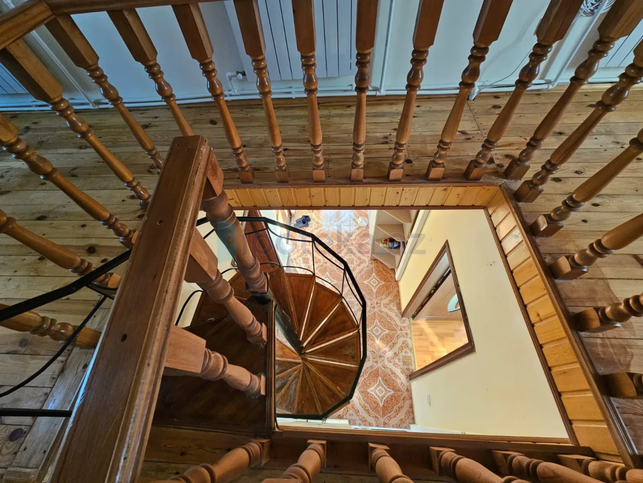 Satılır 4 otaqlı mənzil 150 m²