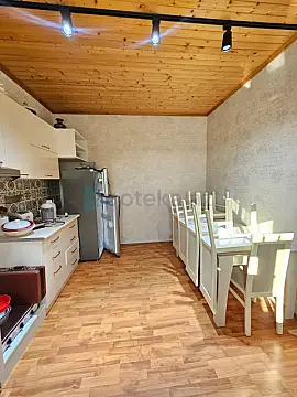 Satılır 4 otaqlı mənzil 150 m²