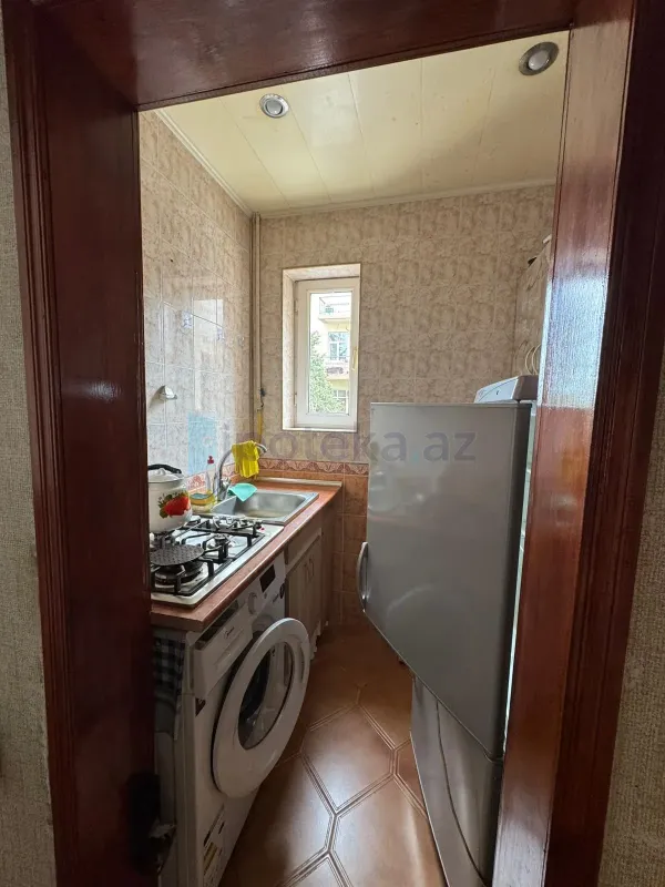 Satılır 2 otaqlı köhnə tikili 30 m²