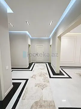 Satılır 4 otaqlı mənzil 160 m²
