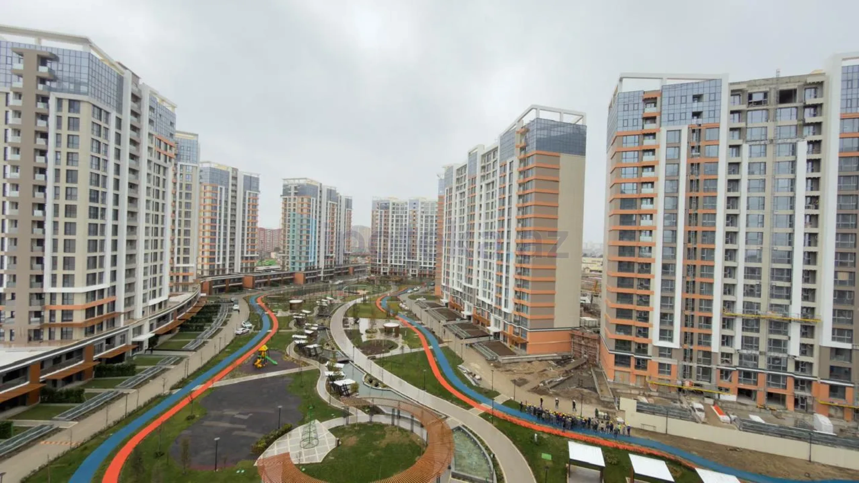 Satılır 3 otaqlı yeni tikili 84 m²