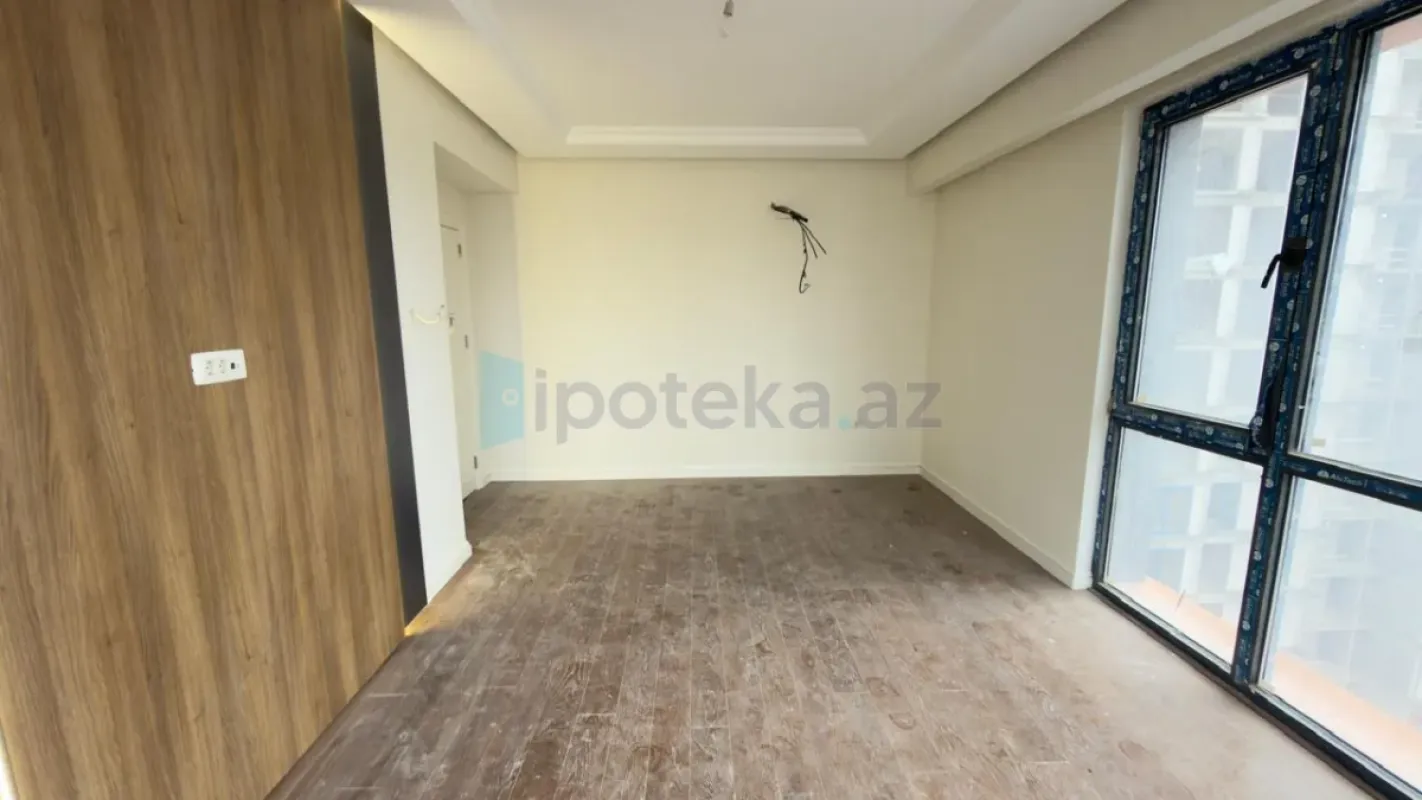 Satılır 3 otaqlı yeni tikili 84 m²