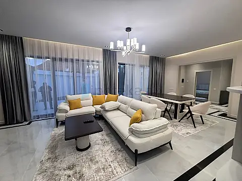 Satılır 4 otaqlı mənzil 150 m² — Bakı, Şüvəlan 4 otaq 150.00 m²