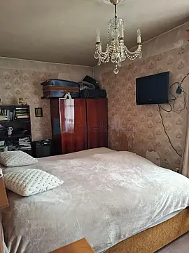 Satılır 2 otaqlı köhnə tikili 45 m²