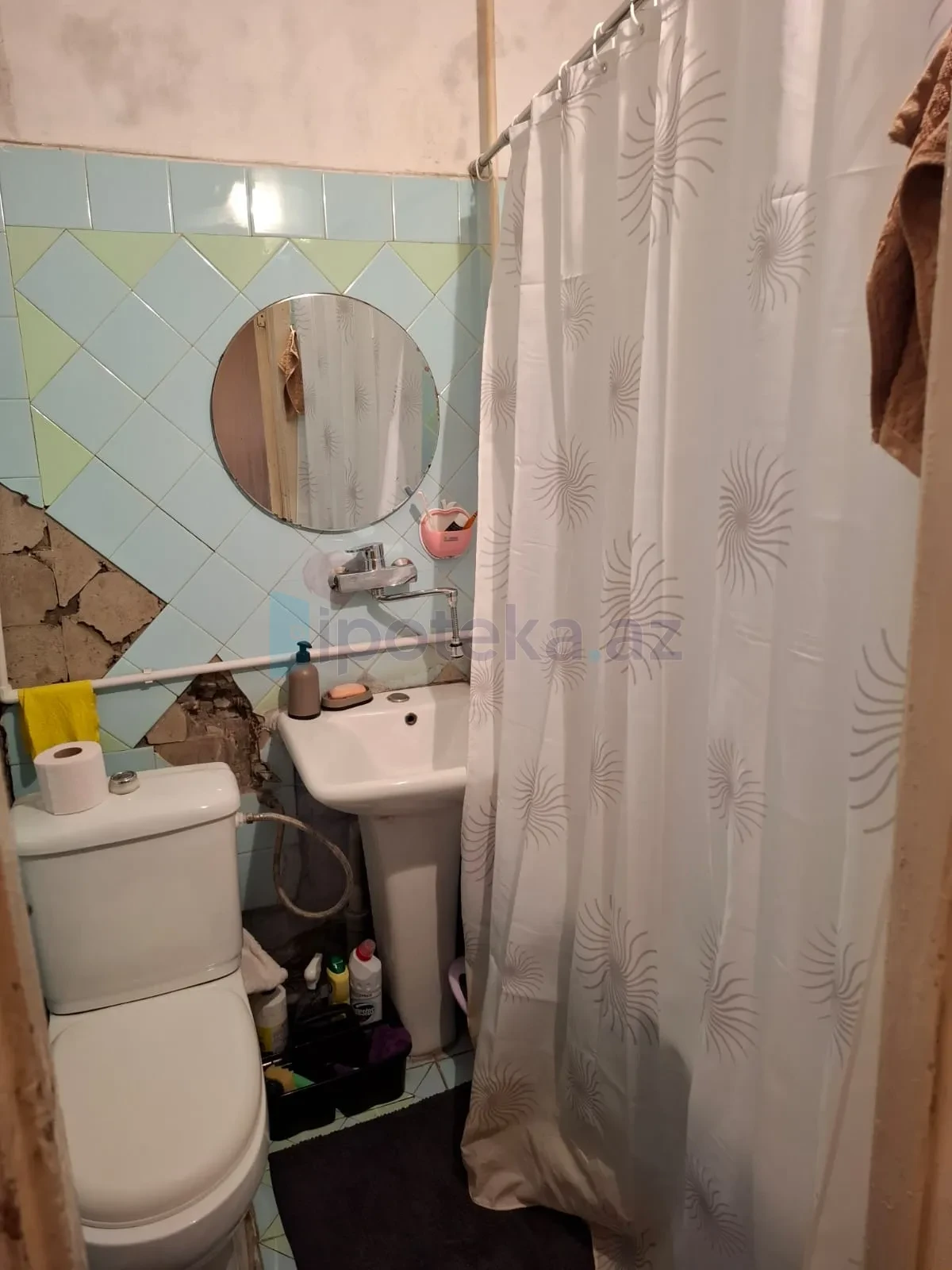 Satılır 2 otaqlı köhnə tikili 45 m²