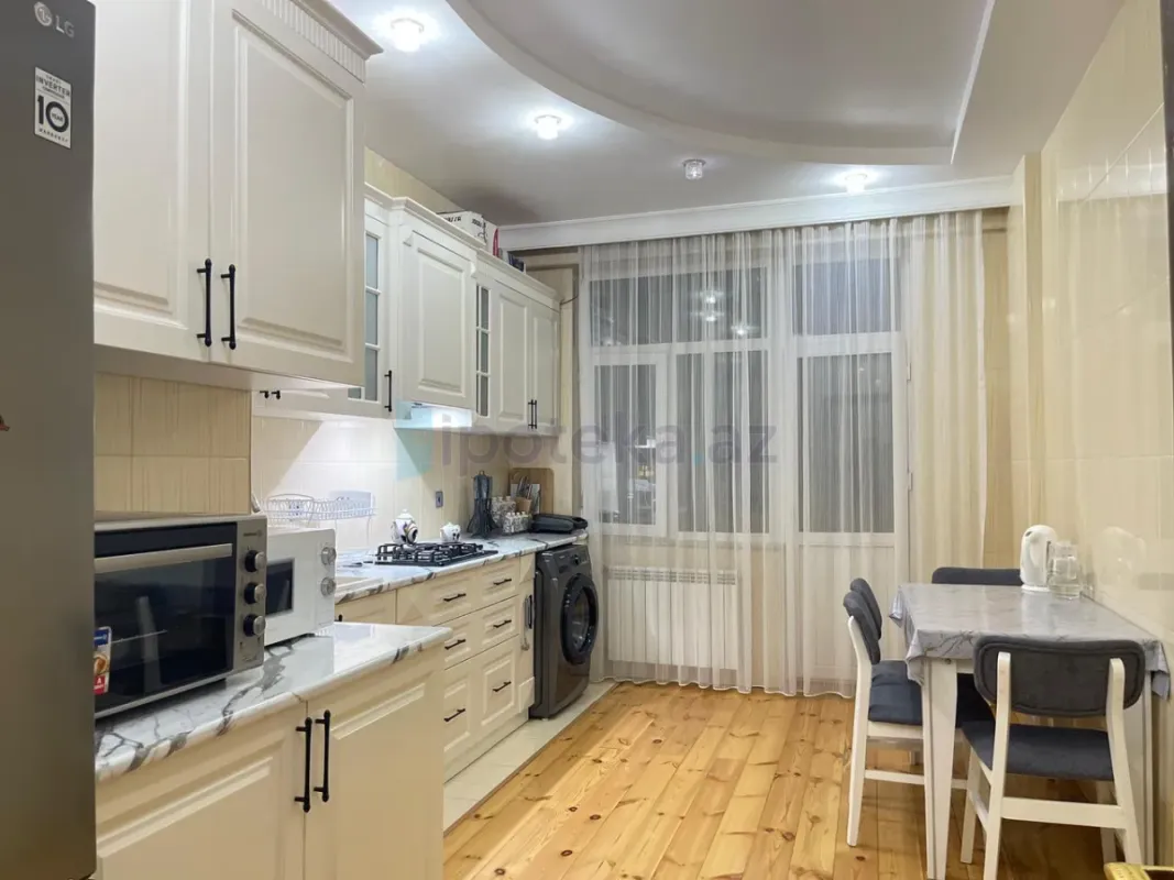 Satılır 2 otaqlı yeni tikili 78 m²