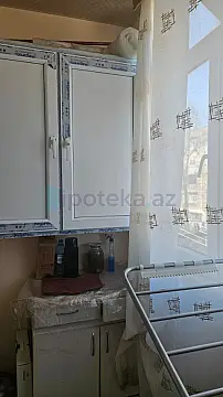 Satılır 2 otaqlı köhnə tikili 55 m²