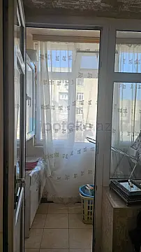 Satılır 2 otaqlı köhnə tikili 55 m²