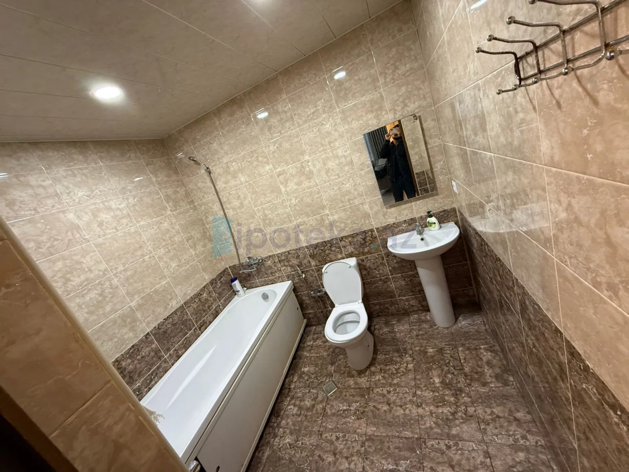 Satılır 3 otaqlı yeni tikili 101 m²