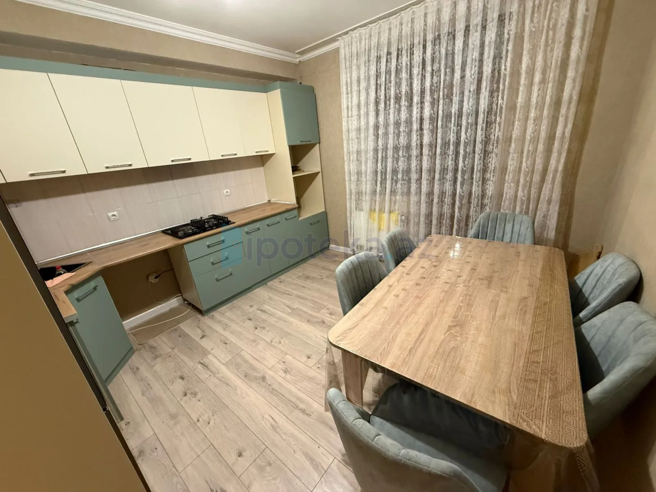 Satılır 3 otaqlı yeni tikili 101 m²