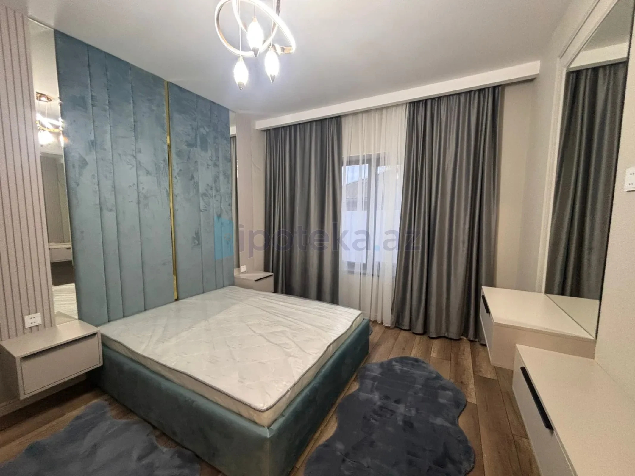 Satılır 4 otaqlı mənzil 165 m²