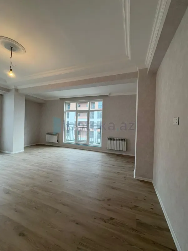 Satılır 3 otaqlı yeni tikili 90 m²