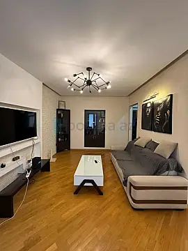 Satılır 3 otaqlı köhnə tikili 75 m²