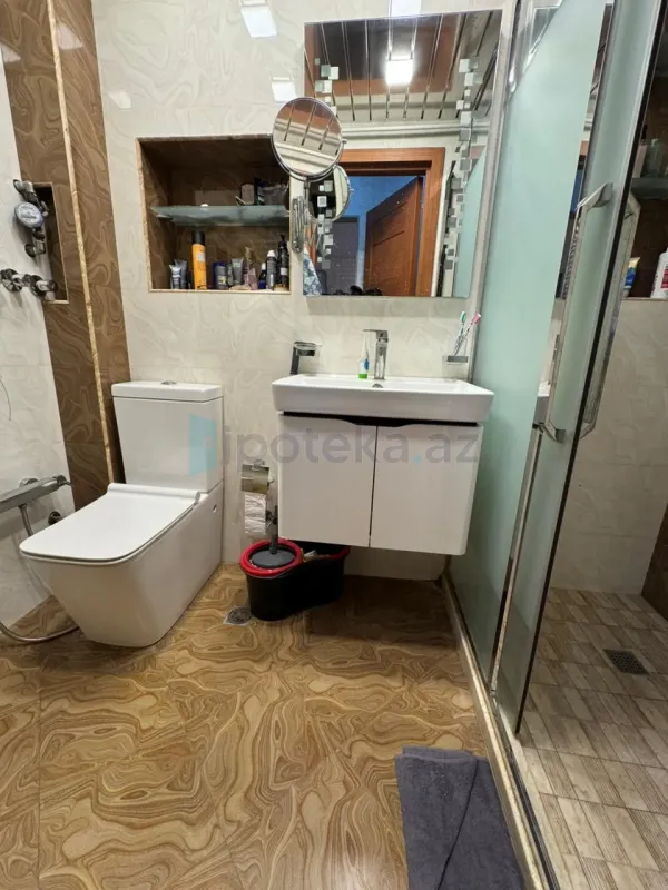 Satılır 3 otaqlı köhnə tikili 75 m²
