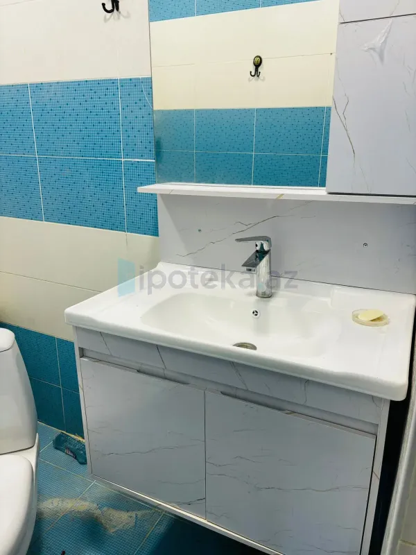 Satılır 3 otaqlı köhnə tikili 85 m²