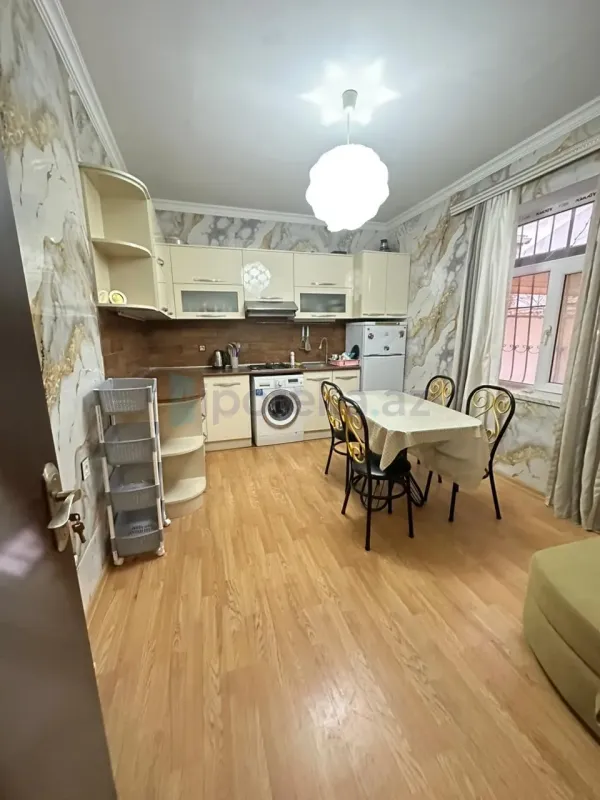 Satılır 3 otaqlı həyət evi 60 m²