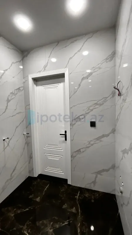 Satılır 5 otaqlı həyət evi 137 m²