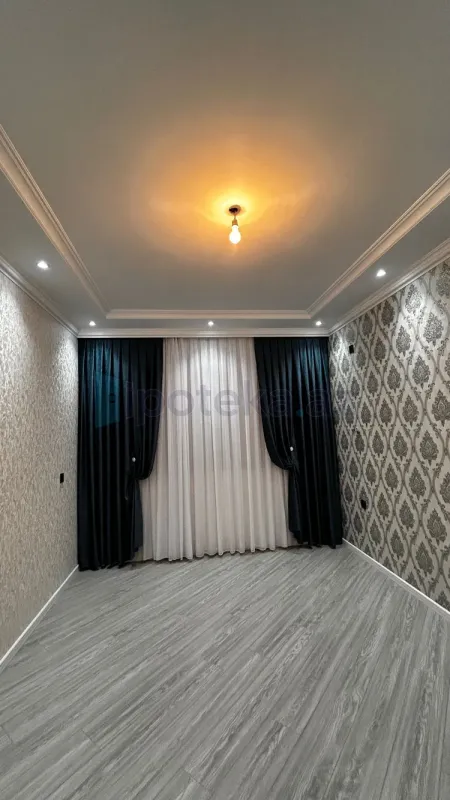Satılır 5 otaqlı həyət evi 137 m²