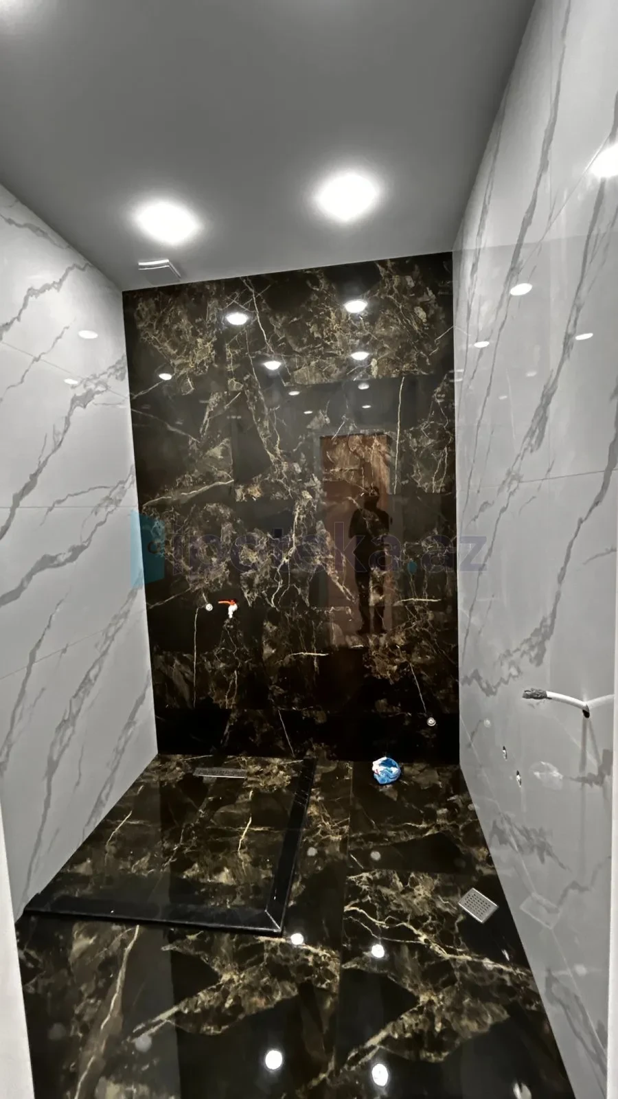 Satılır 5 otaqlı həyət evi 137 m²