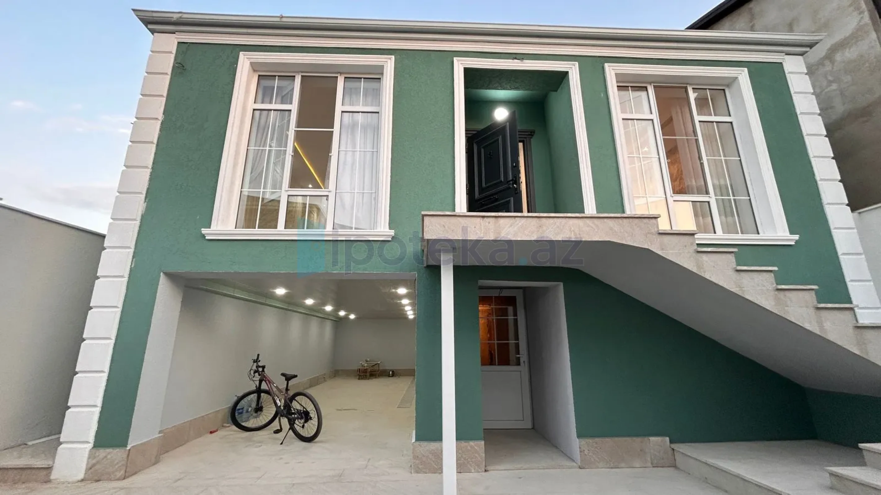 Satılır 5 otaqlı həyət evi 137 m²