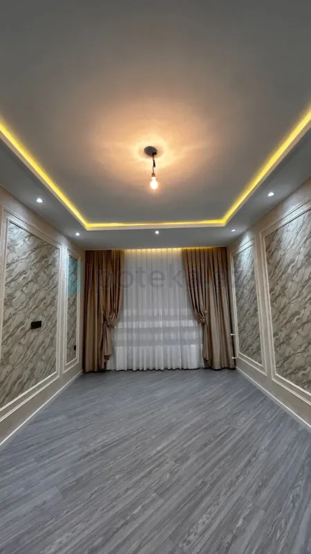 Satılır 5 otaqlı həyət evi 137 m²