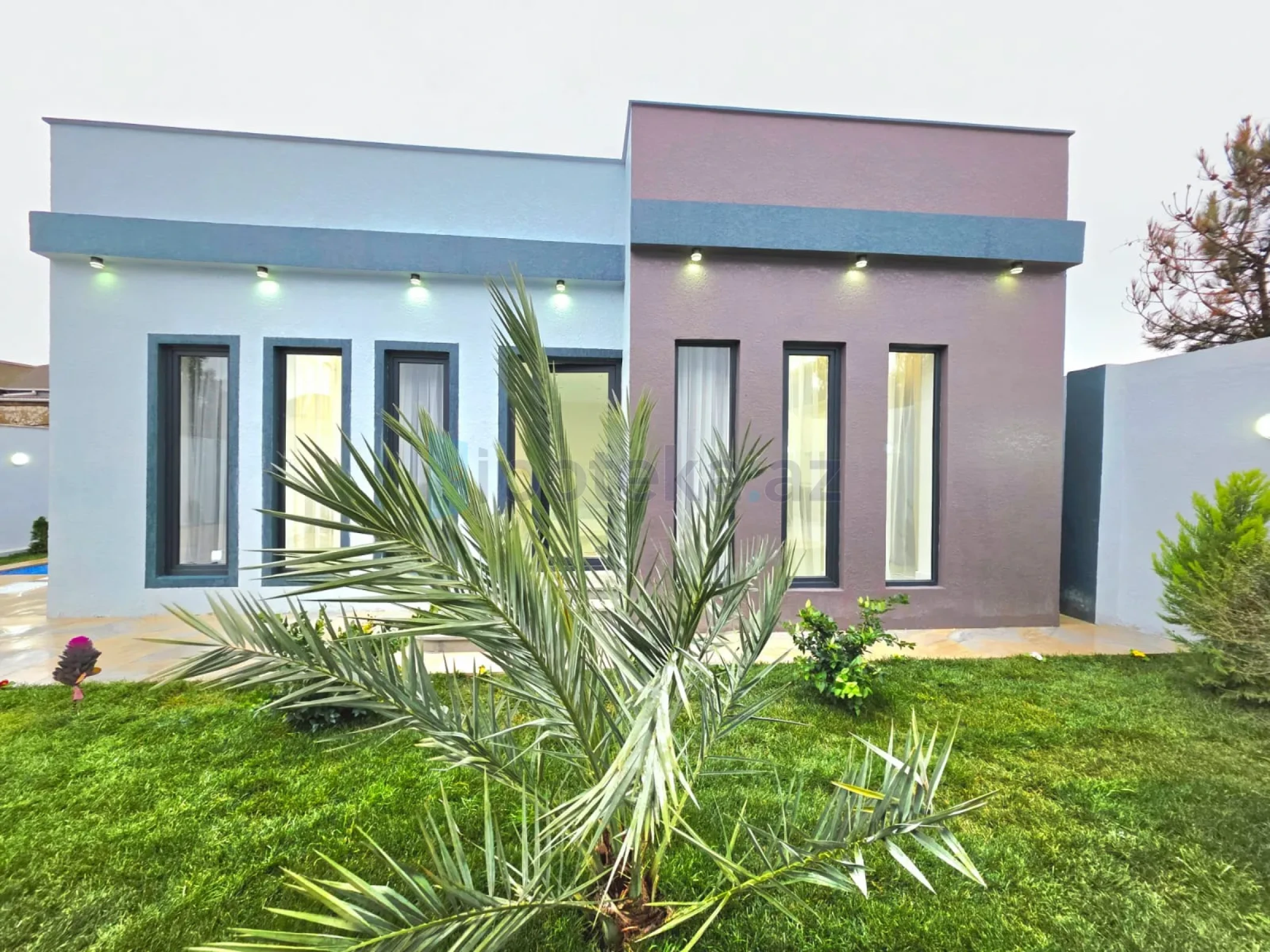 Satılır 4 otaqlı mənzil 150 m²
