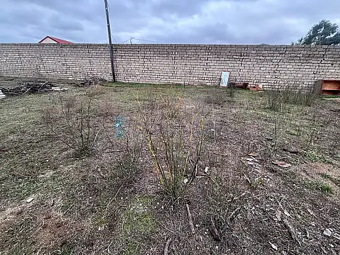 Satılır torpaq sahəsi 2 m²
