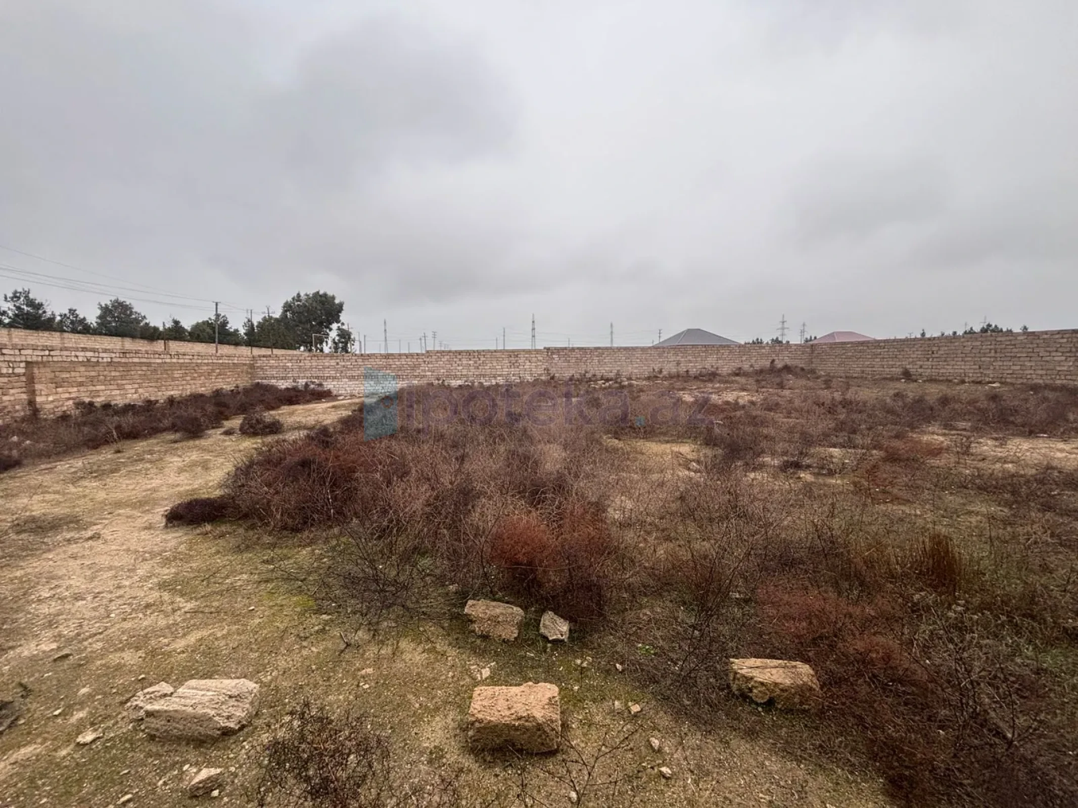 Satılır torpaq sahəsi 12 m²